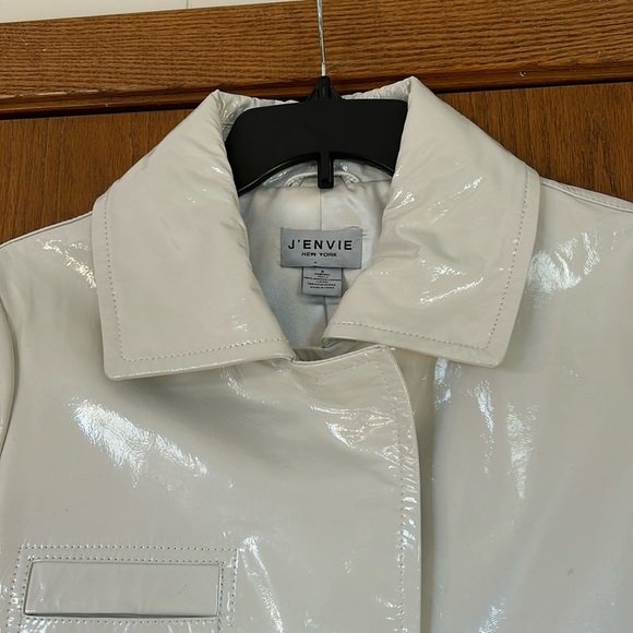 Vintage J'Envie Cream Patent Leather Moto Jacket - Picture 15 of 16